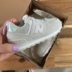 Toddler new balance amazing condition